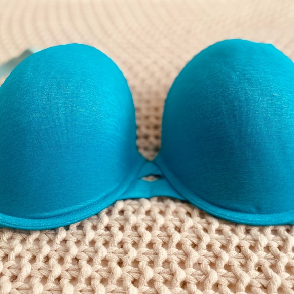 Victoria’s Secret Perfect Shape Bra 38DD padded push up! - Picture 3 of 7